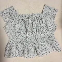 archives 小花柄トップスのサムネイル