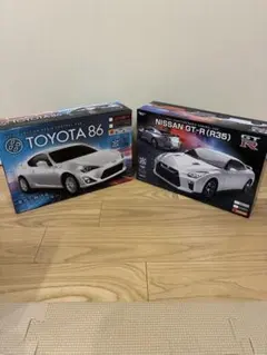 ラジコン TOYOTA 86 NISSAN GT-R R35 2台セットのサムネイル