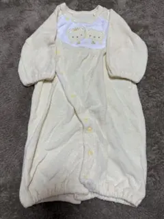 クリーム色ロンパース 動物刺繍付き