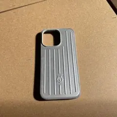 iPhone 13プロシルバーケース ストライプデザイン　rimowa