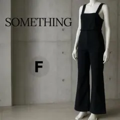 SOMETHING 黒サロペット オーバーオール Fサイズ