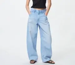 ユニクロ バギーカーブジーンズ ブルー