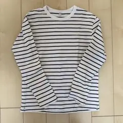 UNIQLO ボーダー長袖Tシャツ ロンTのサムネイル