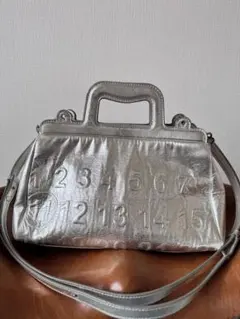 ★MaisonMargielaシルバーショルダーバッグのサムネイル