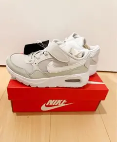 【新品未使用タグ付き】16cm NIKEエアマックススニーカー