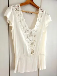 ZARA カギ編みレース コットン半袖カットソー
