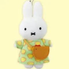限定品】ミッフィーzakkaフェスタ リンゴエプロンマスコット - メルカリ