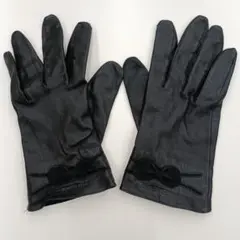 リボン付きブラック手袋　皮製