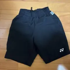 YONEX ブラック ショートパンツ