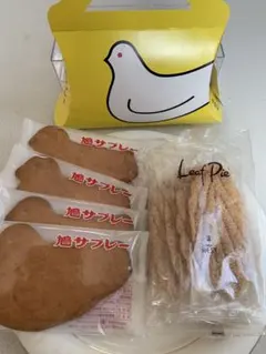 銀座ウエストリーフパイ5枚♥︎豊島屋鳩サブレー4枚セットのサムネイル
