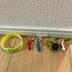 ピクミン アクリルキーホルダー 3個、マスコット２個、暗闇で光るバンドセット