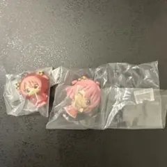 カラフルピーチ　のあ　めじるしアクセサリー　ならぶんです。