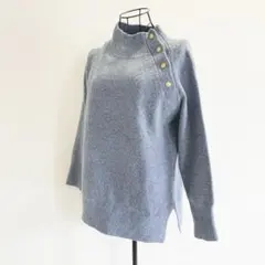 ナチュラルビューティーベーシック ニット セーター M 水色 ハイネック 無地