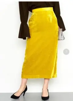 ADAM ET ROPE’ タイトスカート