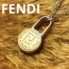 正規 美品】FENDIロゴ刻印ズッカ柄FF金色チャーム/3㎜ネックレス