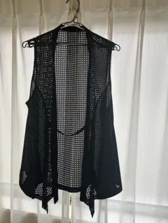 黒 メッシュノースリーブベスト