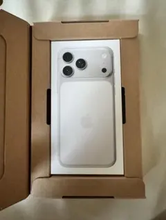 当日発送！新品・未開封 iPhone17ProMax 256GB シルバー - メルカリ