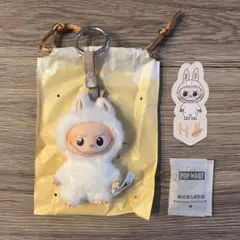 ラブブ イニシャル H pin for love