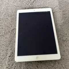 iPad 画面ひび割れあり　ジャンク