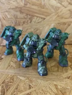 ザク　zaku 3個