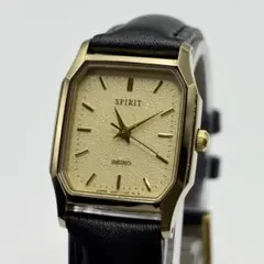 稼働93s vintage seiko spirit スクエア 腕時計qz