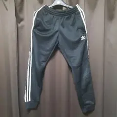 アディダス　adidas　ジャージ