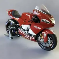 Ducati デスモセディチ GP11 2台セット 1/6スケール【ジャンク】 Ducati デスモセディチ GP11 2台セット 1/6スケール【ジャンク