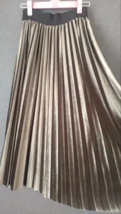 【美品】DHOLIC ベロア光沢プリーツスカート