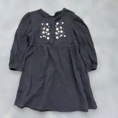 ダークグレー 長袖 ワンピース 花柄刺繍　綿100%