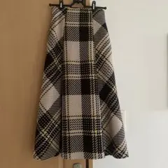 【美品】SNIDELロービングチェックスカートsiz0