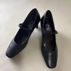 ⭐️新品⭐️ POOL SIDE ALL WEATHER ストラップパンプスのサムネイル