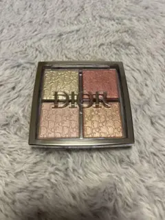 Diorバックステージ フェイスグロウパレット004ローズ ゴールド