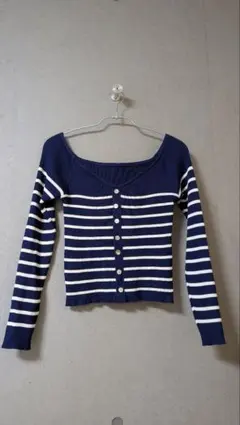 オフショルダー　ニット　ネイビー　ボーダー柄