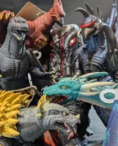 ＦＷゴジラ・ガイガン・ヘドラ・マンダ他（バンダイ）ソフビ６体セット