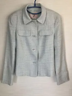 miss J 夏に映える水色のジャケットのサムネイル
