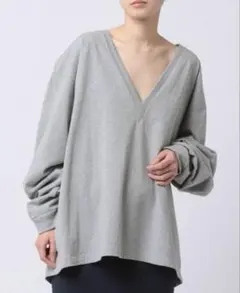 【11月24日まで】onit / ディープVネックロングスリーブTシャツ