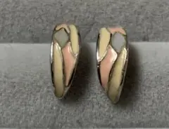 エナメル ピアス　（純正キャッチなし、新品シリコンキャッチ付き）