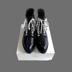 Item thumbnail for item 5eed2909-df2b-4344-bd74-dfb518900c9b