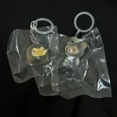 リラックマ きょうりゅう着ぐるみフィギュア めじるしアクセサリー ガチャ