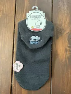 【新品未使用】PEANUTS スヌーピー ソックス 靴下 黒 23-25cm