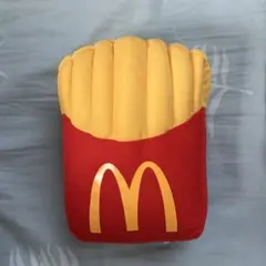 マクドナルド 2026年版 ポテト型クッション 新店舗オープン記念 非売品 マクドナルド 2026年版 ポテト型クッション 新店舗オープン記念 非売品