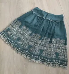DRESKIP スカラップ 刺繍 スカートのサムネイル