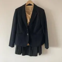 ブラックジャケット スカート シャツ３点セット　17号