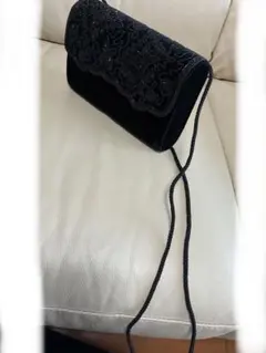 新品未使用　ビーズ刺繍 黒 ベルベット 2way クラッチ ショルダーバッグ