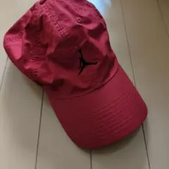 Jordan 赤 キャップ ジャンプマンロゴのサムネイル