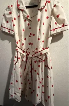 MILK リトルアップル dress ワンピース オフ×レッドのサムネイル