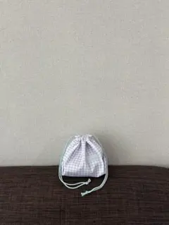 紫と白のギンガムチェック巾着袋　お弁当用袋　男の子女の子