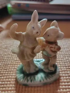 ベスウィックBESWICK ピーターラビット フィギュリン - メルカリ