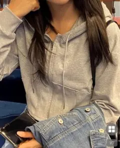 ベーシック無地クロップドパーカー