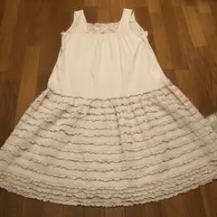 ⭐️ピンクハウス⭐️エプロンタブリエ⭐️ローン⭐️リボン⭐️フリル⭐️ポケット⭐️白⭐️美品 PINK HOUSE（ピンクハウス）の「ハートフリルタブリエ（その他トップス